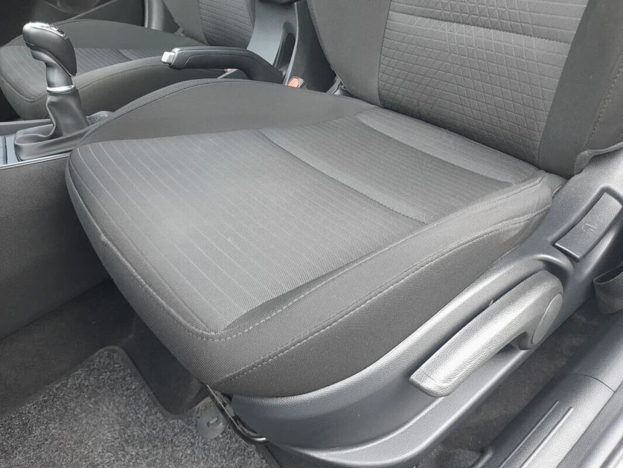 Hyundai i20 - zdjęcie 4