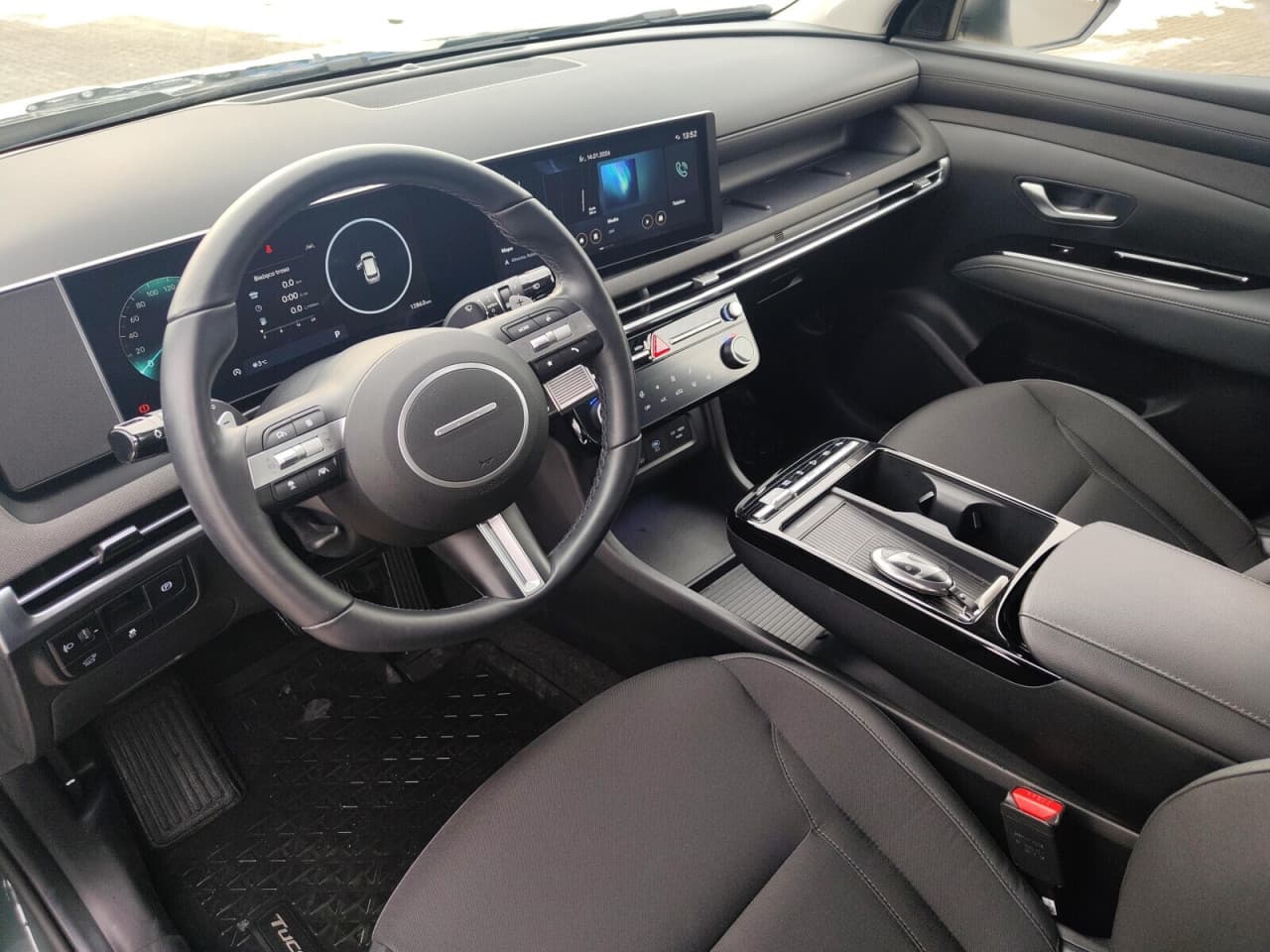 Hyundai Tucson - zdjęcie 9