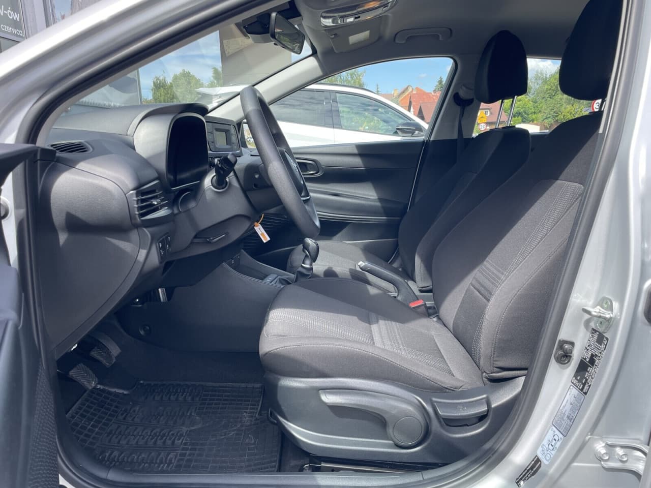 Hyundai i20 - zdjęcie 12